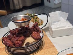 -嗨辣小聚·盘锦河蟹·海鲜烧烤龙虾(盘锦十年好店)