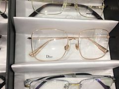 -横岗眼镜城