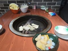 -满兴咱妈烀饼铁锅炖(兰州北街店)