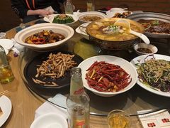 -山楂树融合菜餐厅