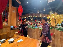 -老滇山寨•云南特色菜•地方菜•民族风情歌舞表演(金碧店)