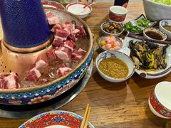-毛辣果·贵州红酸汤牛肉火锅(西单店)