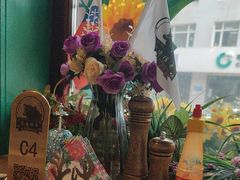 -米德维奇俄式西餐厅(西六道街店)