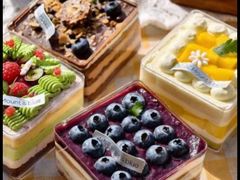 -山与蓝·轻糖鲜果蛋糕(勒泰店)