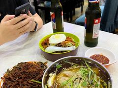 -三姐妹冷面馆(保卫路店)