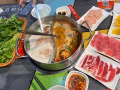 -四季喧黔味豆米火锅(万达广场店)