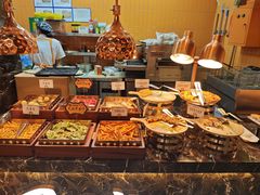 -黑金·寻焰自助百汇·烤肉·火锅(中街店)