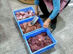 -标记美食新鲜猪杂(兴南大道店)