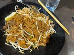 -Show Neua Thai Street Food