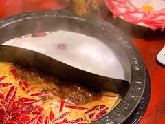 鸳鸯骨汤锅-袁老四重庆老火锅(桐梓坡店)
