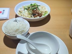 -关东小磨东北菜(上海长风大悦城店)