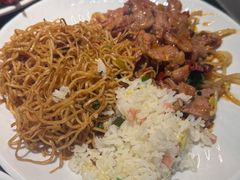 -涨巢·潮玩水疗局