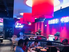 大堂-龙少爷碳火干锅(环球中心店)