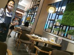 大堂-秦香阁·西北家常菜(徐汇日月光中心店)