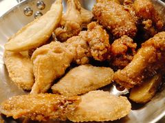 原味炸鸡和酱油鸡双拼-MI WU FACTORY米屋美食工厂餐厅(绿地店)