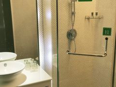 -深圳东部华侨城瀑布酒店