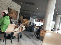 大堂-星巴克臻选(湖滨道店)