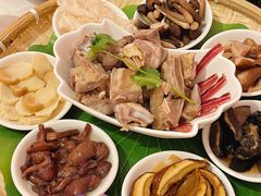 -菌林天下·野生菌汤锅