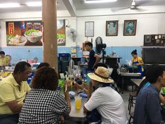 -榮泰米粉湯(Left Shop)