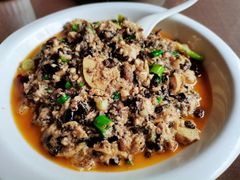 -湖泉水云间餐厅·弥勒地道菜(B座店)