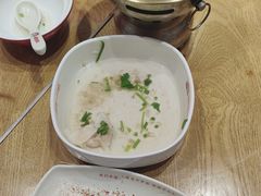 -南城香·饭香串香馄饨香(青年路店)