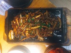 -老炉家木炭烤肉(长江国际店)