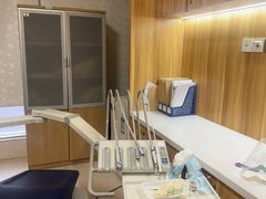 -上海仁爱医院口腔科 · 种植