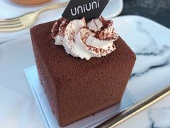 -UNI UNI(环亚凯瑟琳店)