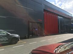 -上海华裕比亚迪4S店