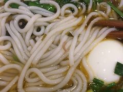 -张氏贵州遵义羊肉粉(伴山名都店)