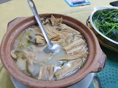 白果支竹猪肚煲-成惠食府(赤岗店)