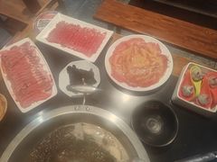 -辣莊重庆老火锅(威海高铁站韩乐坊店)