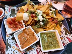 牛油果酱玉米片-Famous肥猫墨西哥音乐餐吧(五棵松华熙LIVE店)