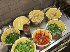 -拈签一笑黄牛肉辣卤串串