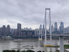 -日月光中心广场