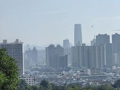 -五泉山公园