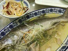 -山明水秀大饭店