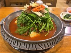 -喇喇排骨火锅·传统韩式脊骨汤(望京西园总店)