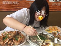 -覃记海鲜美食餐厅