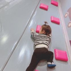 -MINI MARS KIDS CLUB亲子家庭中心(长宁天山店)