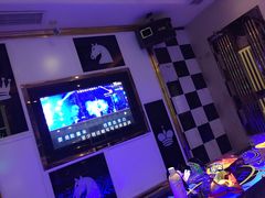 -乐唱氧吧量贩式KTV