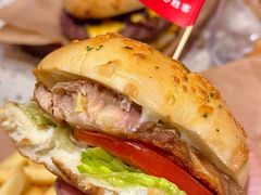 -必胜客(WOW中心城店)