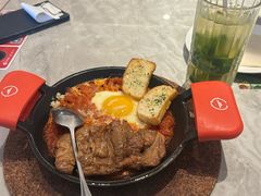 -必胜客餐厅(昆百大泰业城店)