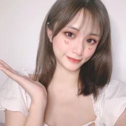 -丝语萱形象