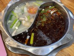 -袁记串串香(泉水轻轨站店)