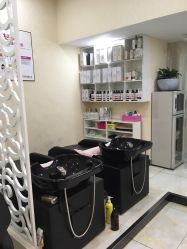 -再出发防脱发白发理疗中心