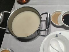 -红鼎豆捞·非遗鲍皇汤火锅(宝丰路店)