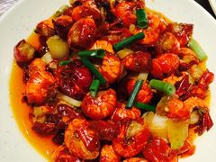 -巴厘龙虾·榜首油焖大虾(音乐学院·沿江酒馆店)