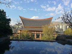 -七彩云南古滇温泉山庄