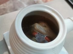 雪莲炖老鸽-尚一汤·粤菜海鲜(环球港店)